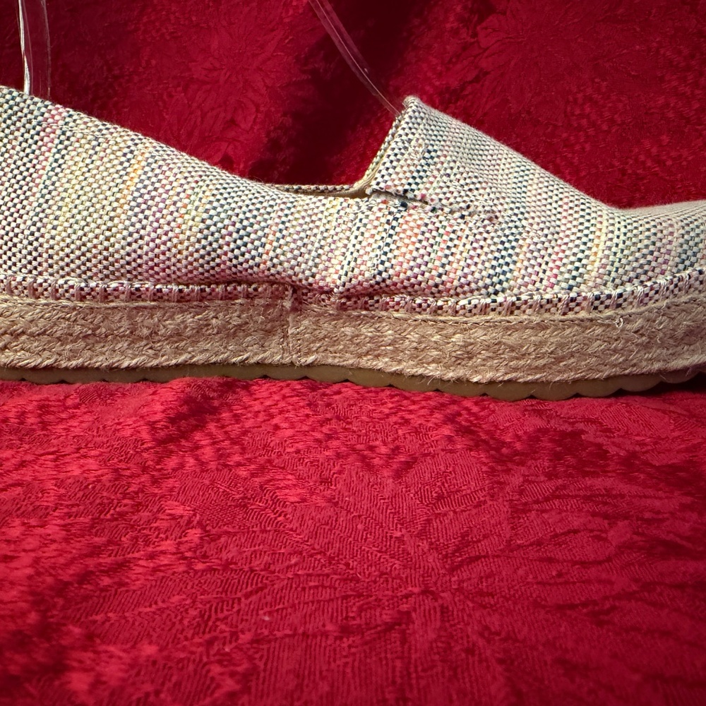 Dr. Scholl's Pastel Rainbow Woven Espadrille Slip-Ons Reposhing these cute shoes - Picture 7 of 9